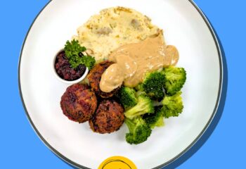 Ballin’ In Gravy Swedish Meatballs